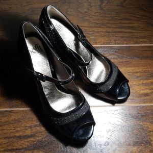 Sofft Patent Leather High Heel Mary Jane Size 10